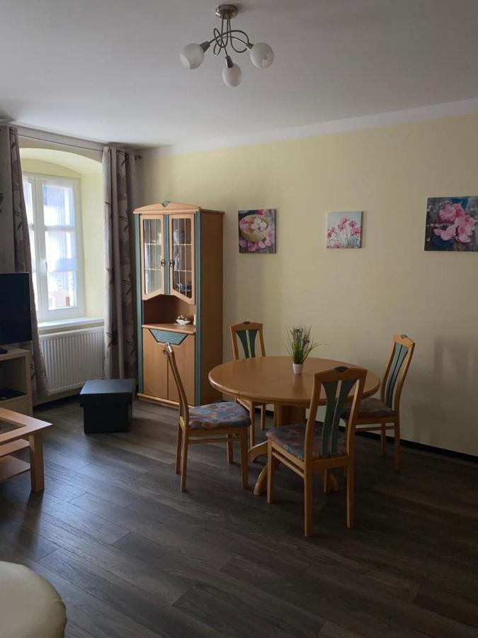 Garni Hotel Post Weißenstadt エクステリア 写真